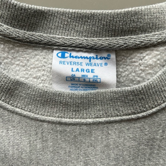 Champion Reverse Weave Crewneck Sweater | Women Size Large | Grey - Picture 3 of 3